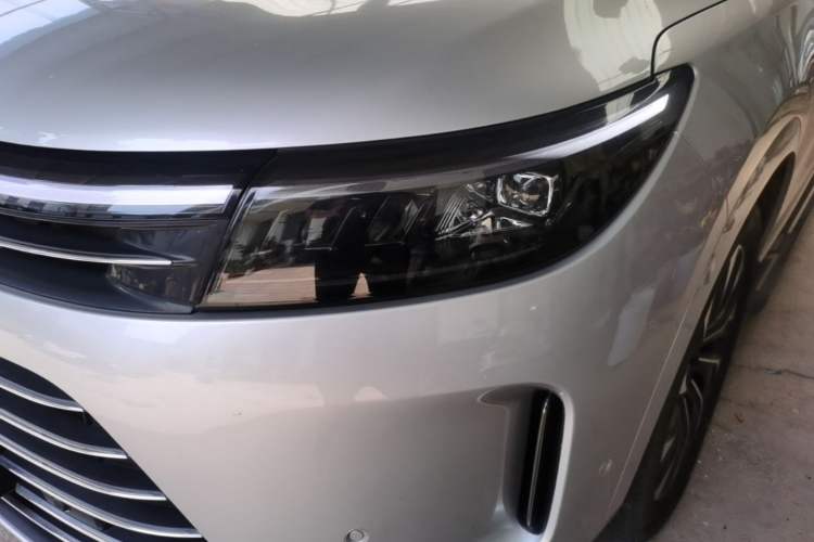 Used Hima AITO M7 2024 1.5T Rear-Drive Plus Version 5 Seats Left Front Headlight