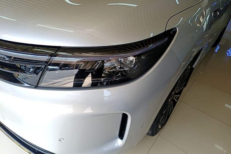 Used Hima AITO M7 2024 1.5T Intelligent Driving Rear-Drive Ultra Version 6 Seats Left Front Headlight