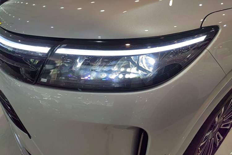 Used Hima AITO M7 2024 1.5T Intelligent Driving Rear-Drive Max Edition 5 Seats Left Front Headlight