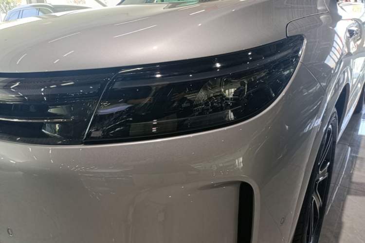 Used Hima AITO M7 2024 1.5T Intelligent Driving 4WD Ultra Version 6 Seats Left Front Headlight