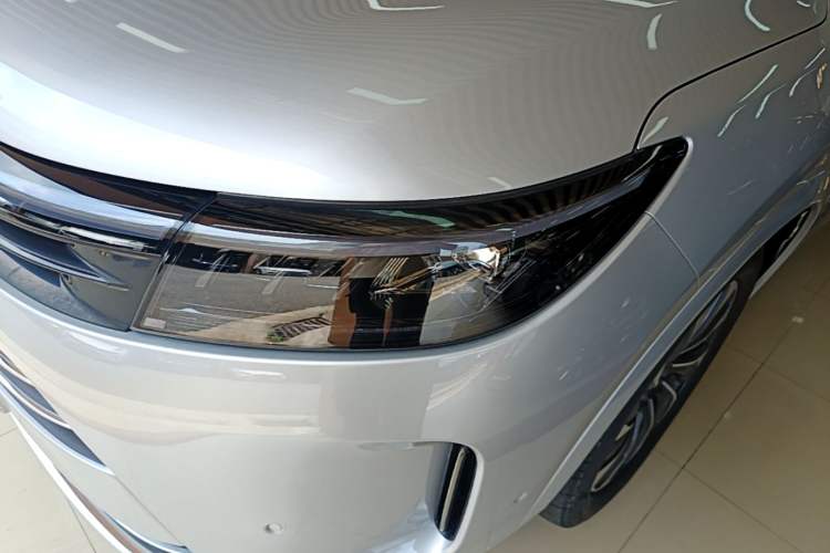 Used Hima AITO M7 2024 1.5T Intelligent Driving Rear-Drive Max Edition 5 Seats Left Front Headlight