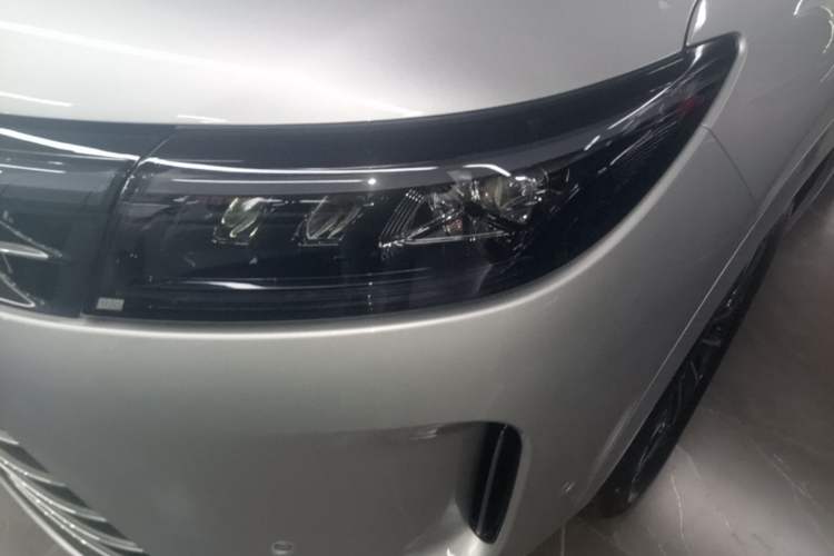 Used Hima AITO M7 2024 1.5T Rear-Drive Plus Version 5 Seats Left Front Headlight