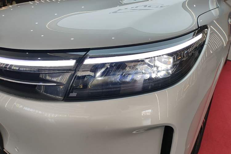 Used Hima AITO M7 2024 1.5T Intelligent Driving Rear-Drive Pro Version 5 Seats Left Front Headlight