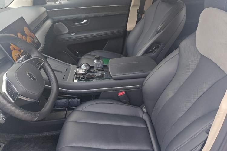 Used Hima AITO M7 2024 1.5T Intelligent Drive 4x4 Max Edition 6 Seats Left Front Seat