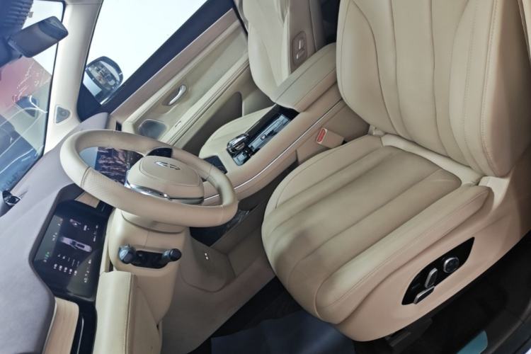 Used Hima AITO M7 2024 1.5T Intelligent Driving Rear-Drive Pro Version 6 Seats Left Front Seat