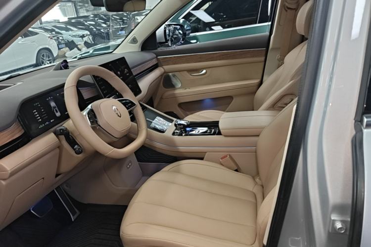 Used Hima AITO M7 2024 1.5T Intelligent Driving Rear-Drive Ultra Version 6 Seats Left Front Seat