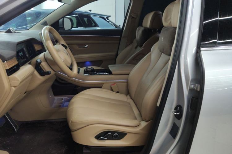 Used Hima AITO M7 2024 1.5T Rear-Drive Plus Version 5 Seats Left Front Seat