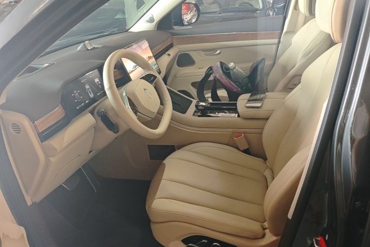 Used Hima AITO M7 2024 1.5T Intelligent Driving Rear-Drive Max Edition 6 Seats Left Front Seat