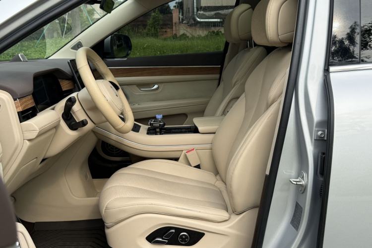 Used Hima AITO M7 2024 1.5T Intelligent Driving Rear-Drive Max Edition 6 Seats Left Front Seat