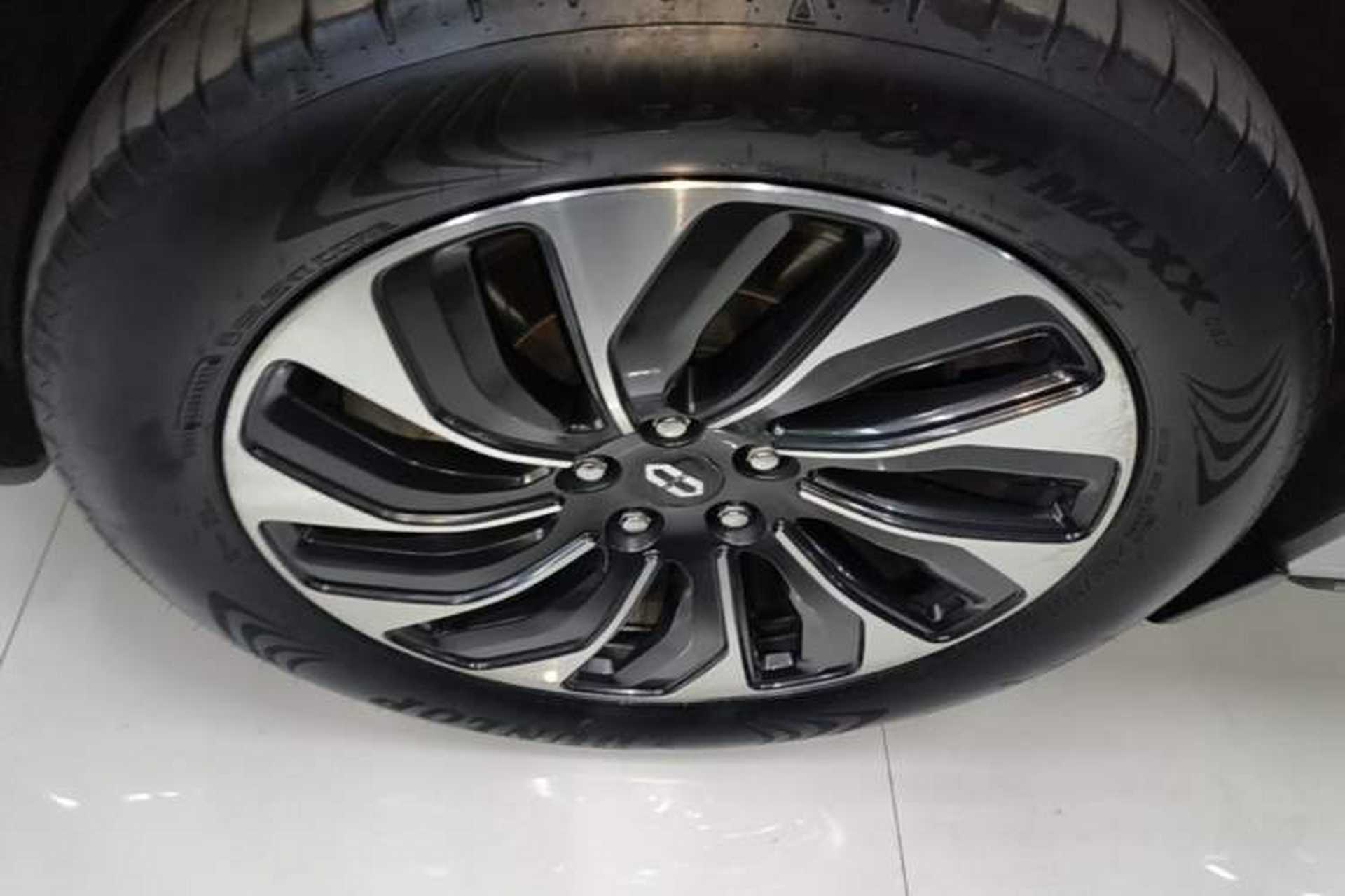 Used Hima AITO M7 2024 1.5T Intelligent Drive 4x4 Max Edition 6 Seats Left Front Wheel Hub