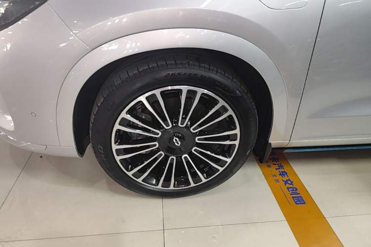 Used Hima AITO M7 2024 1.5T Intelligent Driving Rear-Drive Pro Version 5 Seats Ternary Lithium Battery Left Front Wheel Hub