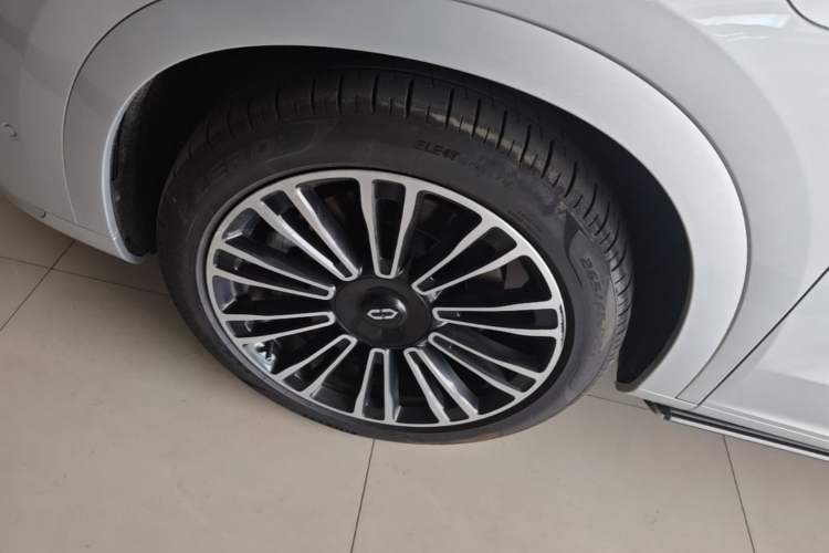 Used Hima AITO M7 2024 1.5T Intelligent Driving 4WD Max Edition 5 Seats Left Front Wheel Hub