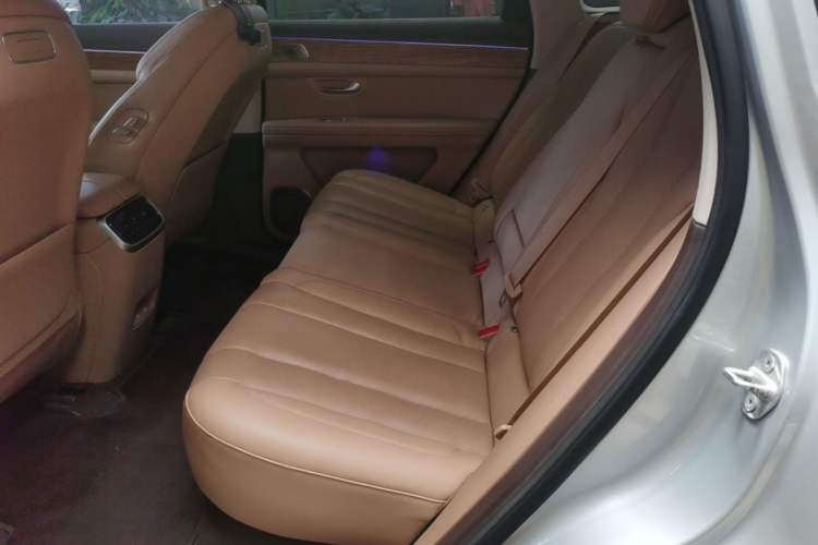 Used Hima AITO M7 2024 1.5T Rear-Drive Plus Version 5 Seats Left Rear Seat