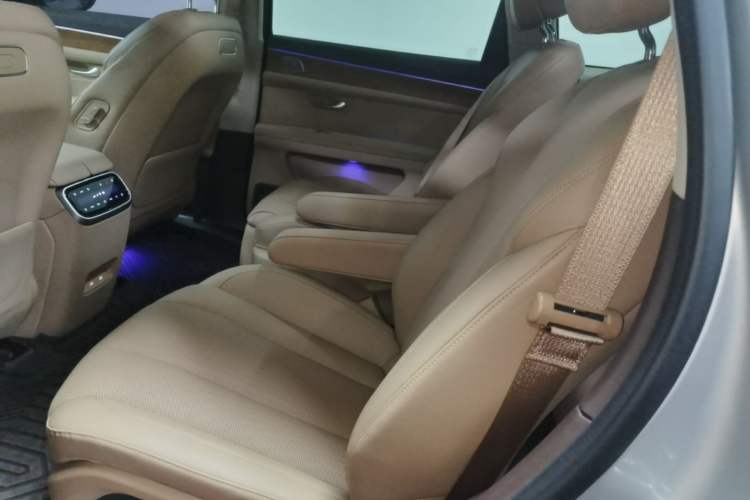 Used Hima AITO M7 2024 1.5T Intelligent Driving Rear-Drive Max Edition 6 Seats Left Rear Seat
