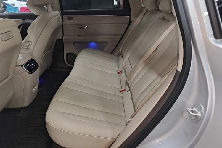 Used Hima AITO M7 2024 1.5T Intelligent Driving 4WD Pro Edition 5 Seats Left Rear Seat