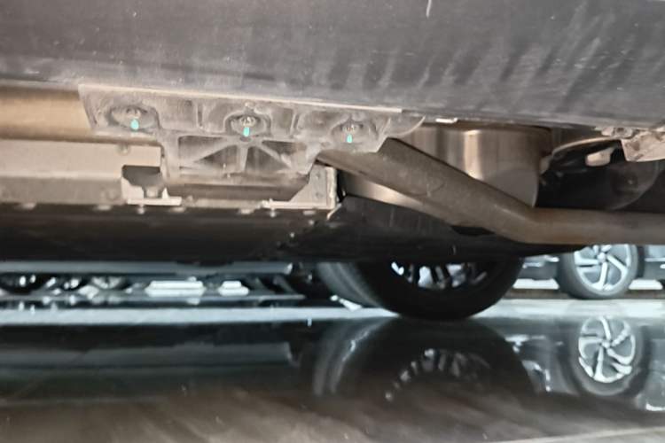 Used Hima AITO M7 2024 1.5T Intelligent Driving Rear-Drive Ultra Version 6 Seats Left Side Sill