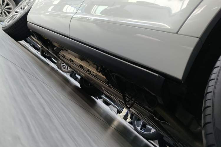 Used Hima AITO M7 2024 1.5T Intelligent Driving Rear-Drive Max Edition 5 Seats Left Side Sill