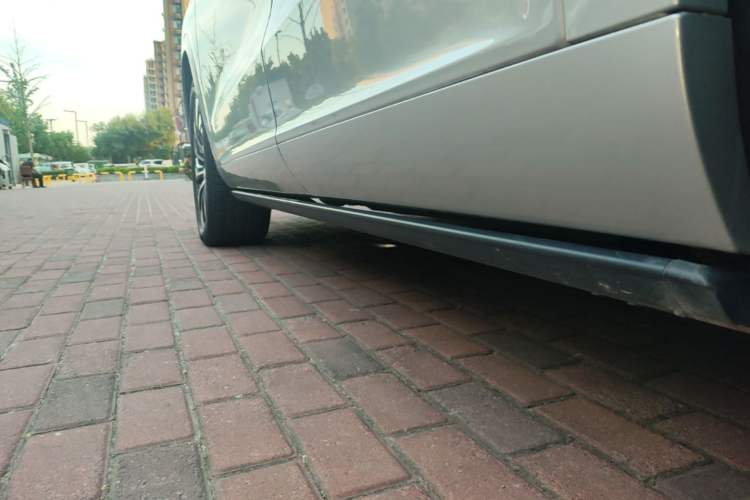 Used Hima AITO M7 2024 1.5T Intelligent Driving 4WD Max Edition 5 Seats Left Side Sill
