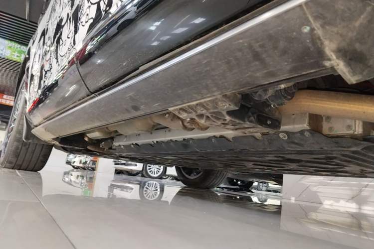 Used Hima AITO M7 2024 1.5T Intelligent Driving 4WD Max Edition 5 Seats Left Side Sill