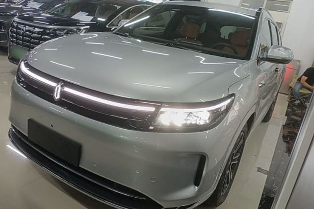 Hima AITO M7 2024 1.5T Intelligent Driving All-Wheel Drive Pro Version 5 Seats Ternary Lithium Battery مستعملة