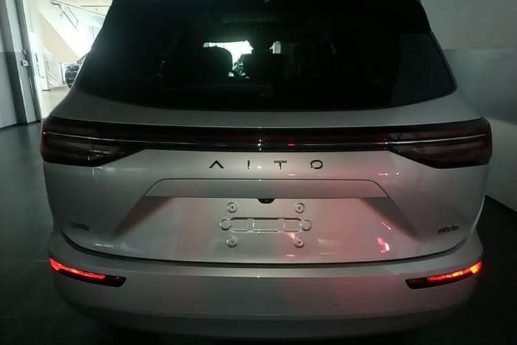 Used Hima AITO M7 2024 1.5T Intelligent Drive 4WD Ultra Version 5 Seats Rear