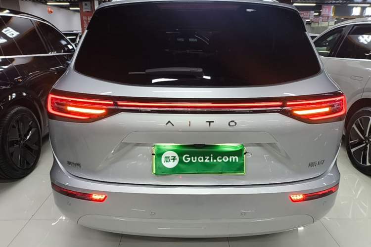 Used Hima AITO M7 2024 1.5T Rear-Drive Plus Version 6 Seats Rear
