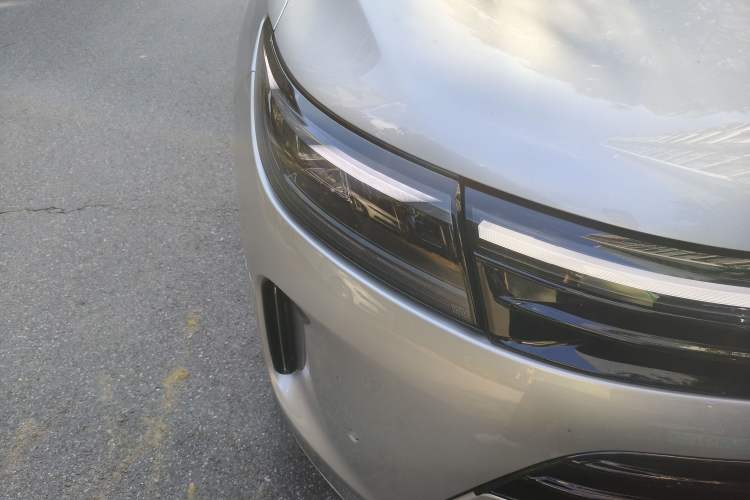 Used Hima AITO M7 2024 1.5T Intelligent Driving Rear-Drive Max Edition 5 Seats Right Front Headlight