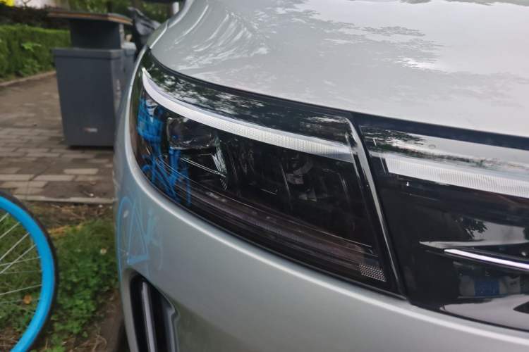 Used Hima AITO M7 2024 1.5T Intelligent Driving 4WD Max Edition 5 Seats Right Front Headlight