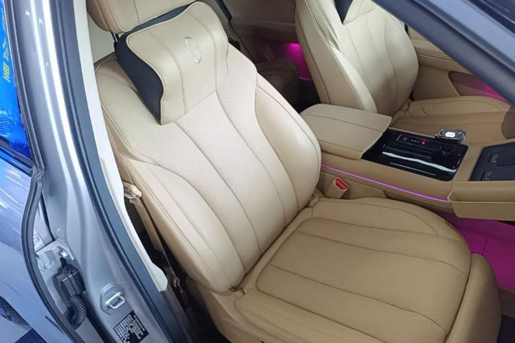 Used Hima AITO M7 2024 1.5T Intelligent Driving Rear-Drive Max Edition 5 Seats Right Front Seat