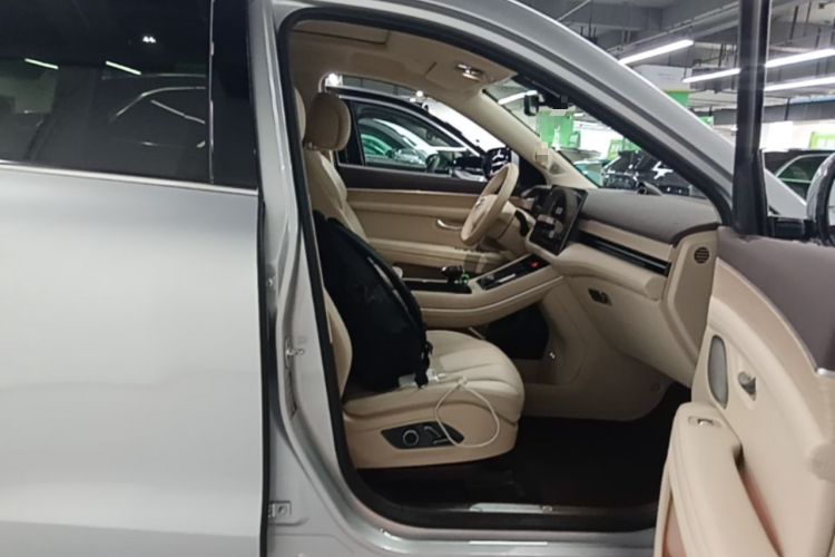 Used Hima AITO M7 2024 1.5T Intelligent Driving All-Wheel Drive Pro Version 5 Seats Ternary Lithium Battery Right Front Seat