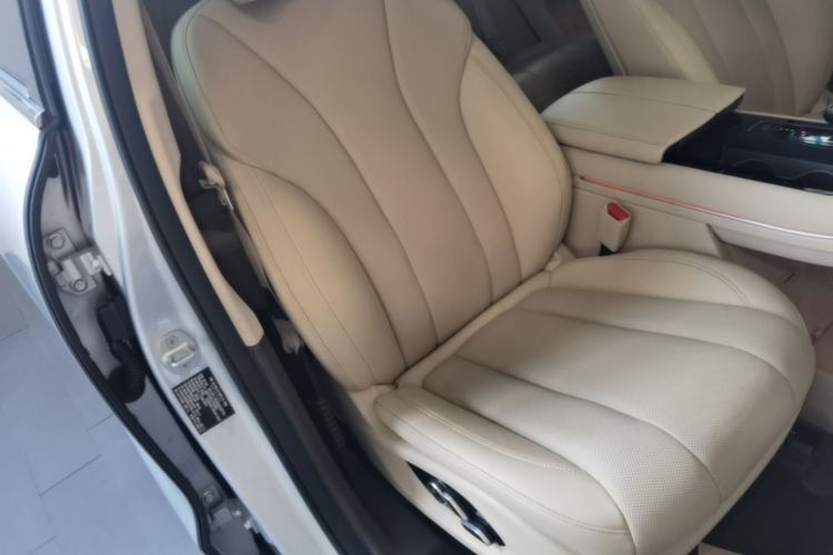 Used Hima AITO M7 2024 1.5T Rear-Drive Plus Version 5 Seats Right Front Seat