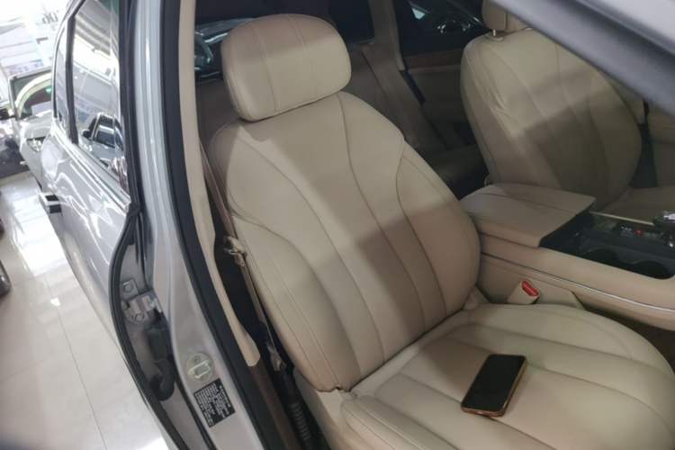 Used Hima AITO M7 2024 1.5T Intelligent Driving 4WD Max Edition 5 Seats Right Front Seat