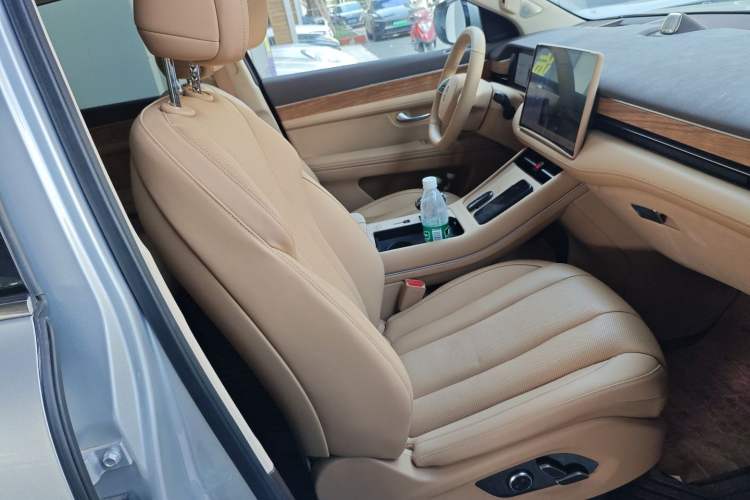 Used Hima AITO M7 2024 1.5T Intelligent Driving Rear-Drive Max Edition 5 Seats Right Front Seat