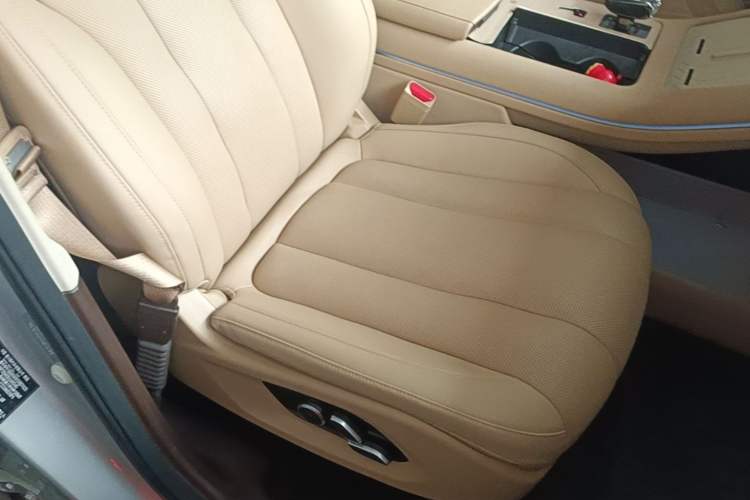 Used Hima AITO M7 2024 1.5T Intelligent Driving 4WD Max Edition 5 Seats Right Front Seat