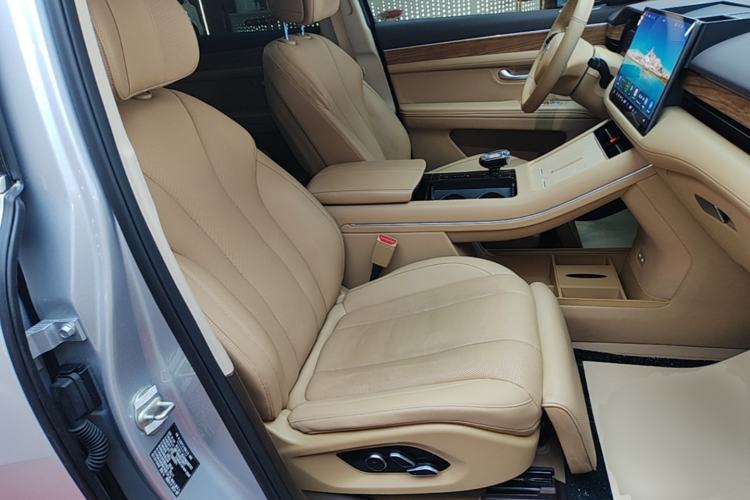 Used Hima AITO M7 2024 1.5T Intelligent Driving Rear-Drive Pro Version 5 Seats Right Front Seat