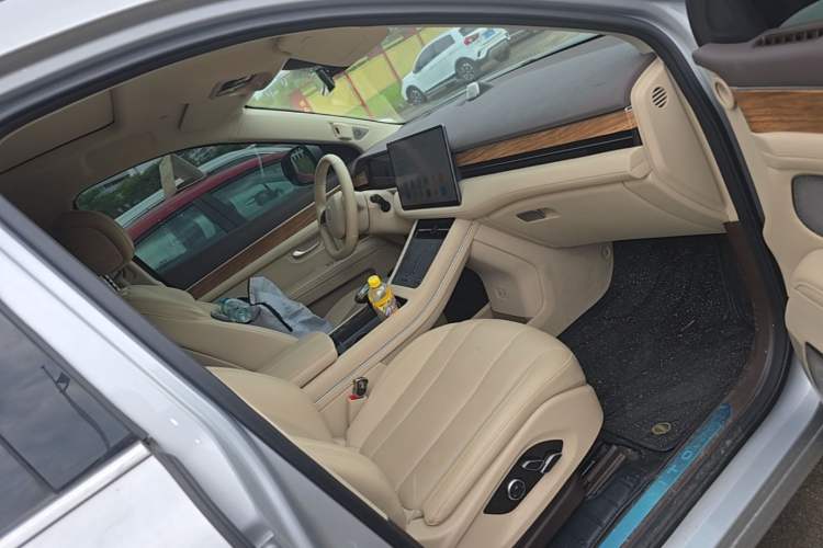 Used Hima AITO M7 2024 1.5T Intelligent Driving 4WD Max Edition 5 Seats Right Front Seat