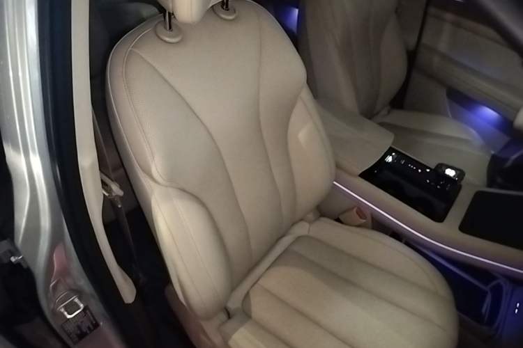 Used Hima AITO M7 2024 1.5T Intelligent Drive 4x4 Max Edition 6 Seats Right Front Seat