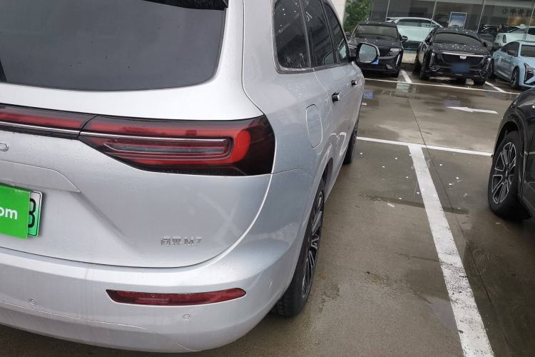 Used Hima AITO M7 2024 1.5T Intelligent Driving 4WD Max Edition 5 Seats Right Rear Taillight