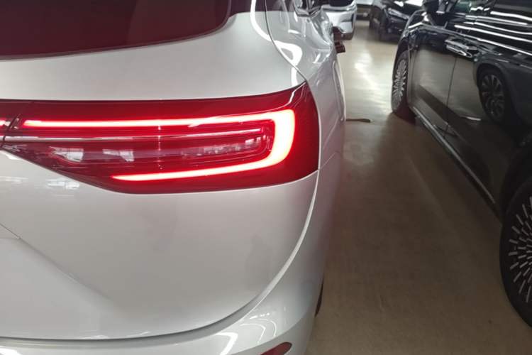 Used Hima AITO M7 2024 1.5T Intelligent Drive 4x4 Max Edition 6 Seats Right Rear Taillight