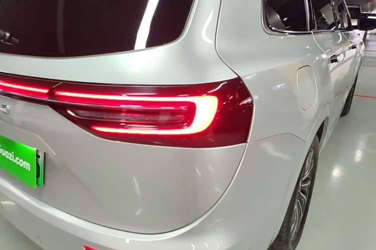 Used Hima AITO M7 2024 1.5T Intelligent Driving 4WD Max Edition 5 Seats Right Rear Taillight
