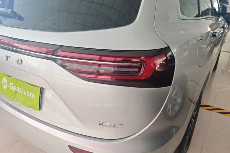 Used Hima AITO M7 2024 1.5T Intelligent Drive 4x4 Max Edition 6 Seats Right Rear Taillight