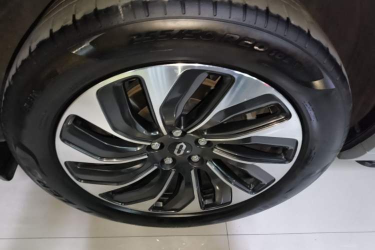 Used Hima AITO M7 2024 1.5T Intelligent Drive 4x4 Max Edition 6 Seats Right Rear Wheel Hub