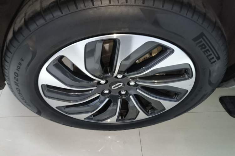 Used Hima AITO M7 2024 1.5T Intelligent Driving 4WD Max Edition 5 Seats Right Rear Wheel Hub