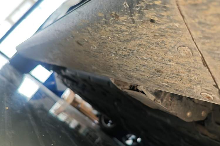 Used Hima AITO M7 2024 1.5T Rear-Drive Plus Version 5 Seats Right Side Sill