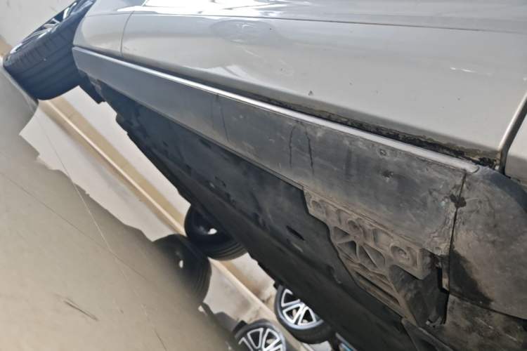 Used Hima AITO M7 2024 1.5T Intelligent Driving 4WD Pro Edition 5 Seats Right Side Sill