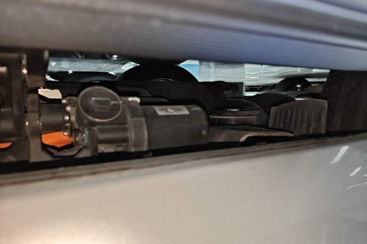 Used Hima AITO M7 2024 1.5T Intelligent Driving Rear-Drive Ultra Version 6 Seats Right Side Sill