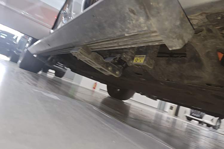 Used Hima AITO M7 2024 1.5T Rear-Drive Plus Version 5 Seats Right Side Sill