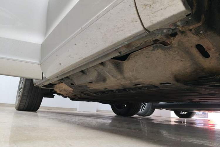 Used Hima AITO M7 2024 1.5T Rear-Drive Plus Version 5 Seats Right Side Sill
