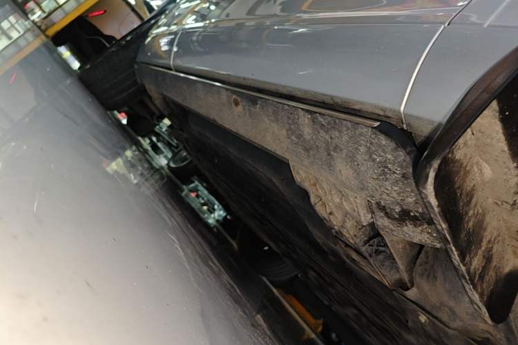 Used Hima AITO M7 2024 1.5T Intelligent Driving 4WD Max Edition 5 Seats Right Side Sill