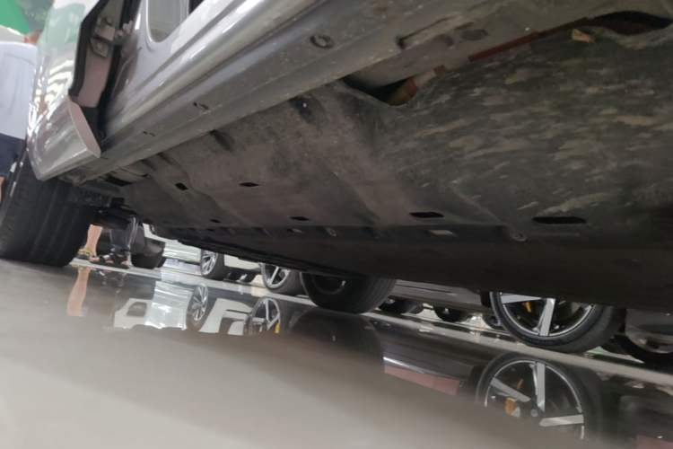 Used Hima AITO M7 2024 1.5T Intelligent Driving 4WD Max Edition 5 Seats Right Side Sill